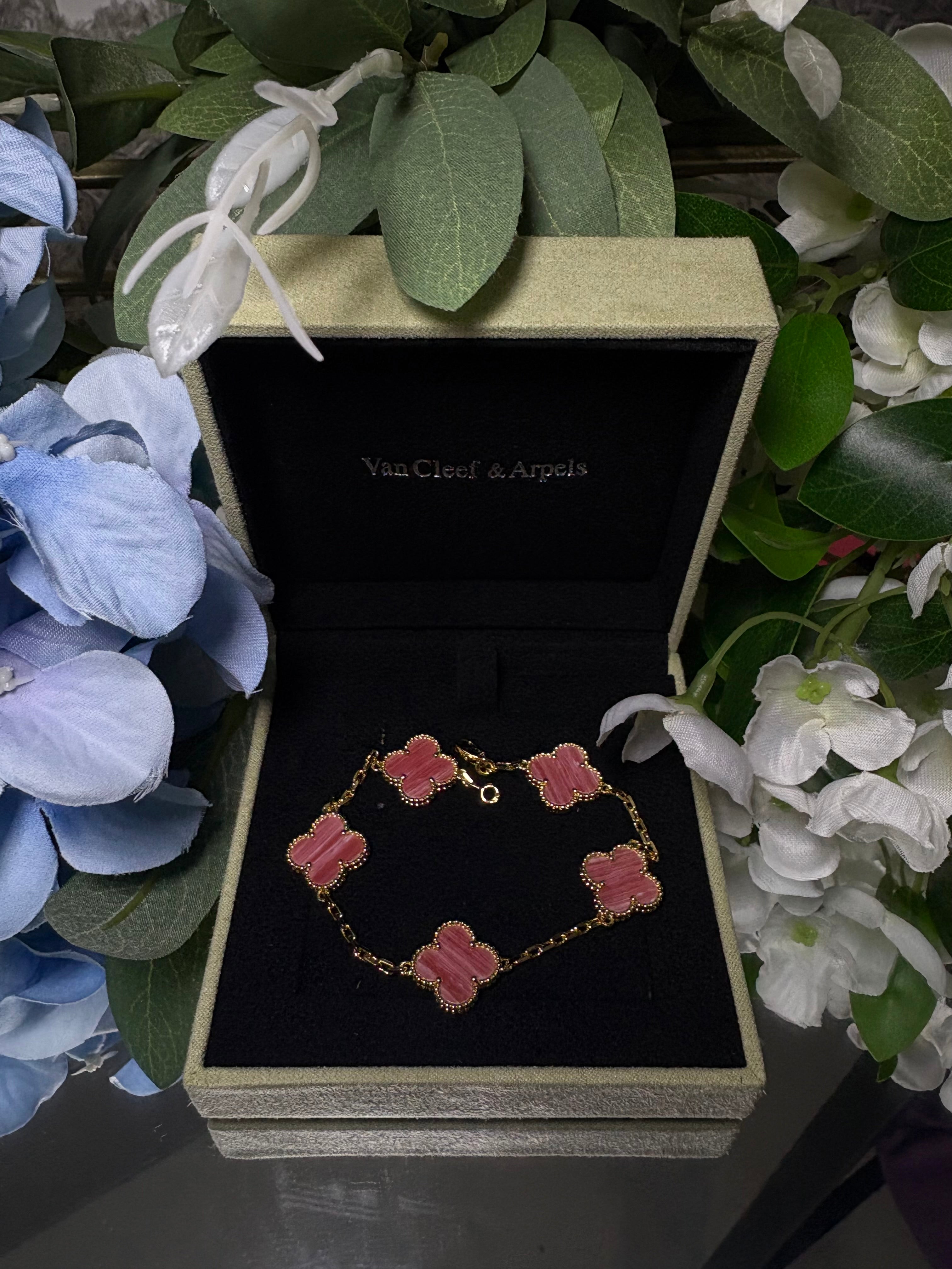 Pink Clover Style Bracelet